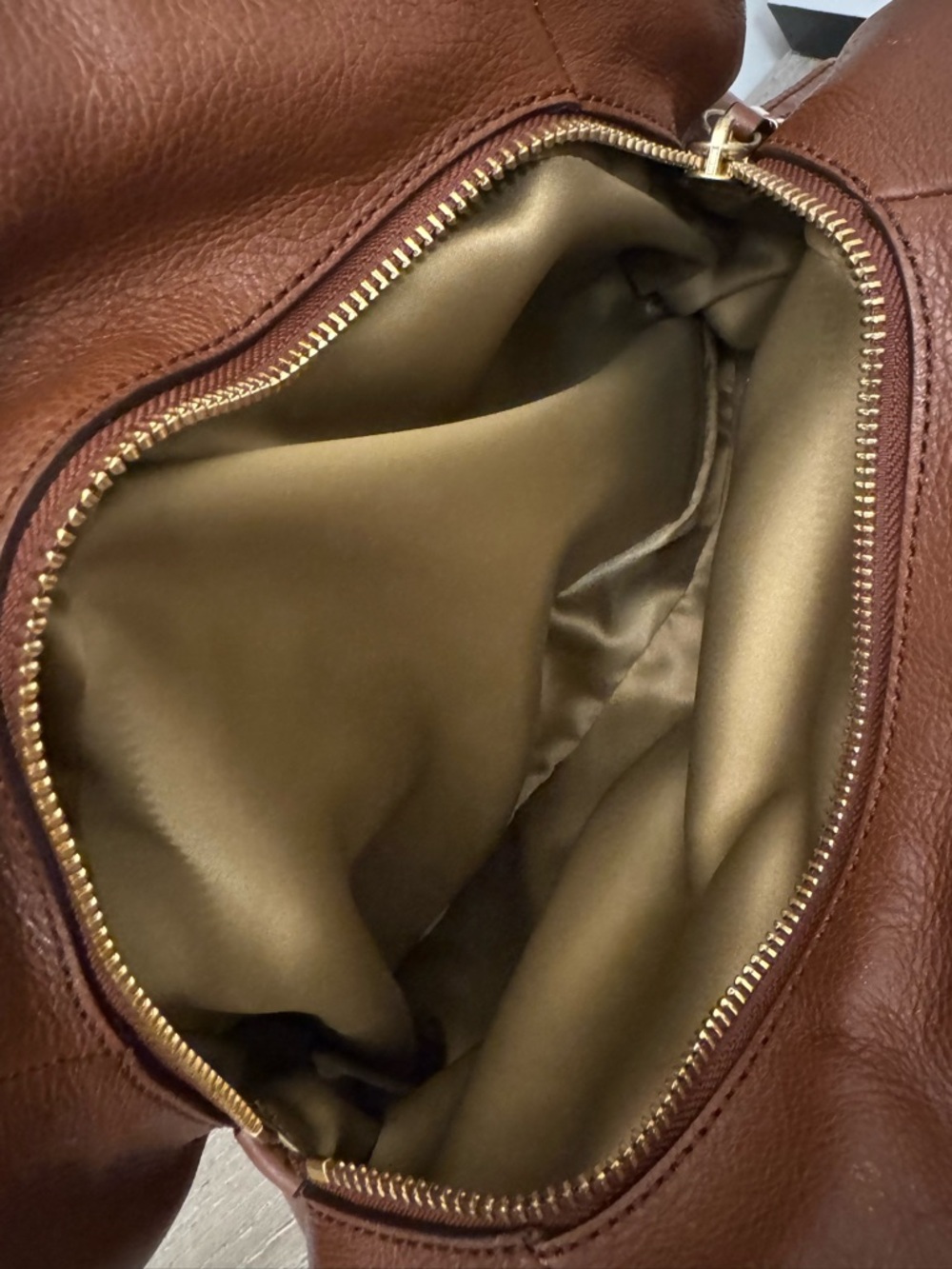 Coach Tan Signature Canvas Shoulder Bag with Brown Leather Trim - Picture 4 of 15